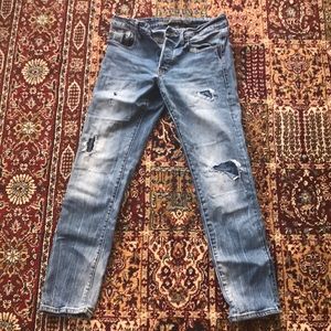 American Eagle light blue jeans size 30/30